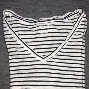 Striped long sleeve v neck size small